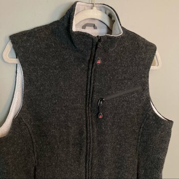 Woolrich Vest Medium 100% Wool Grey Zip Outdoor  GORPcore Granola - Picture 2 of 9